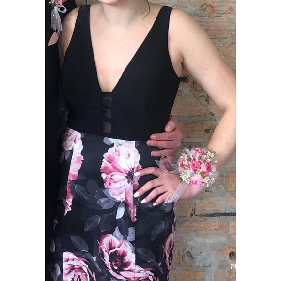 Black/pink floral prom dress - Picture 2 of 2